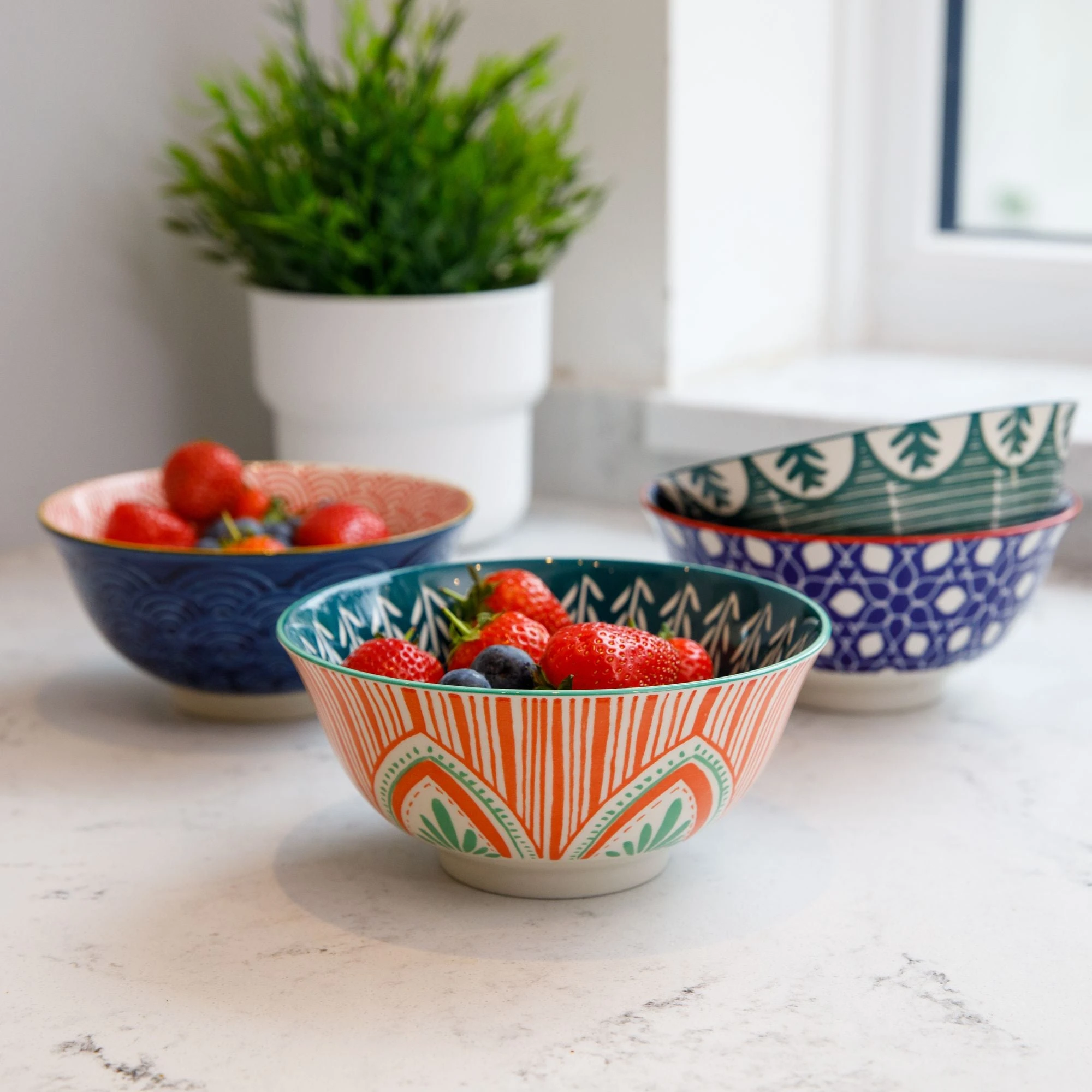 Bát gốm Mikasa BLUE ARC BOWL
