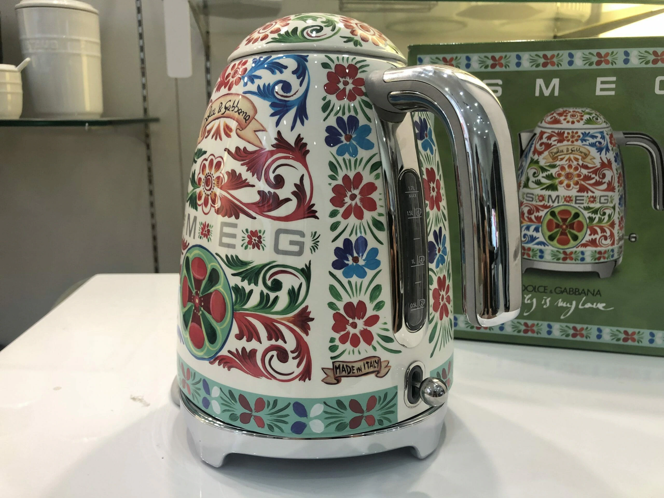 Ấm siêu tốc Smeg KLF03DGEU D&G Sicily is my love