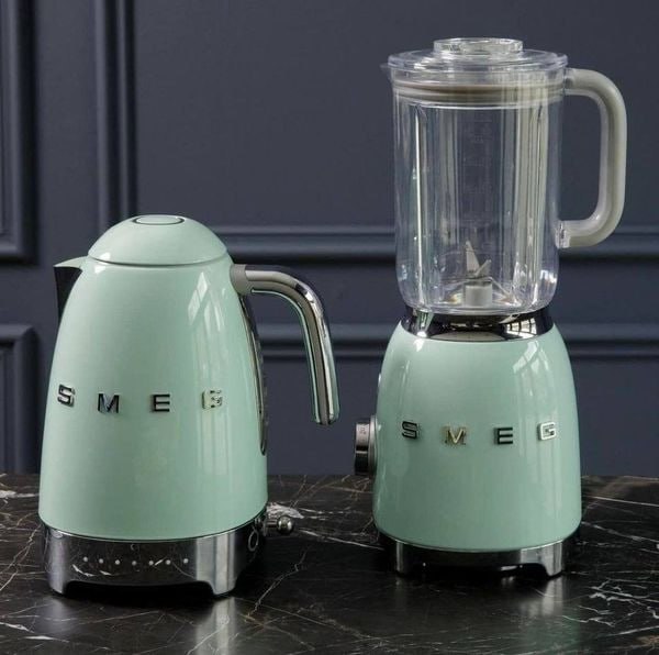 Máy xay sinh tố SMEG BLF01PGEU - Xanh mint