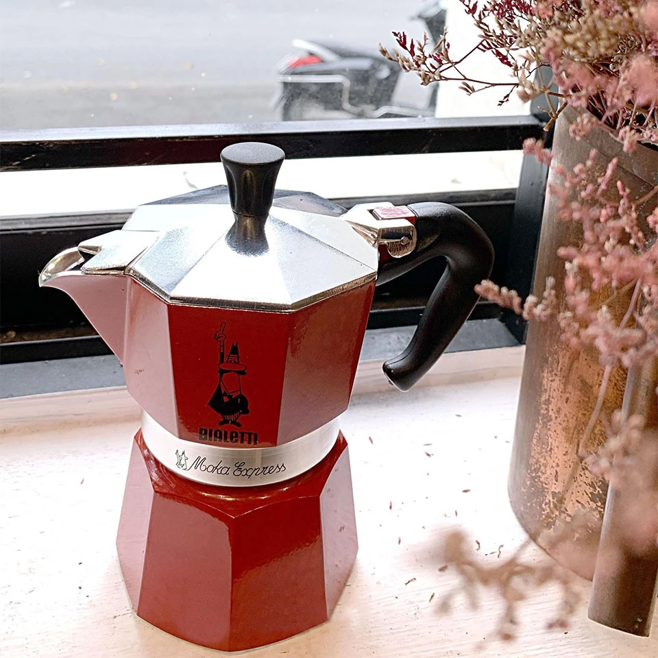 Ấm Moka Bialetti Express màu đỏ 3 cup chính hãng | The Nob Coffee