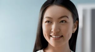 Loại bỏ mảng bám gấp 3 lần* so với bàn chải thường