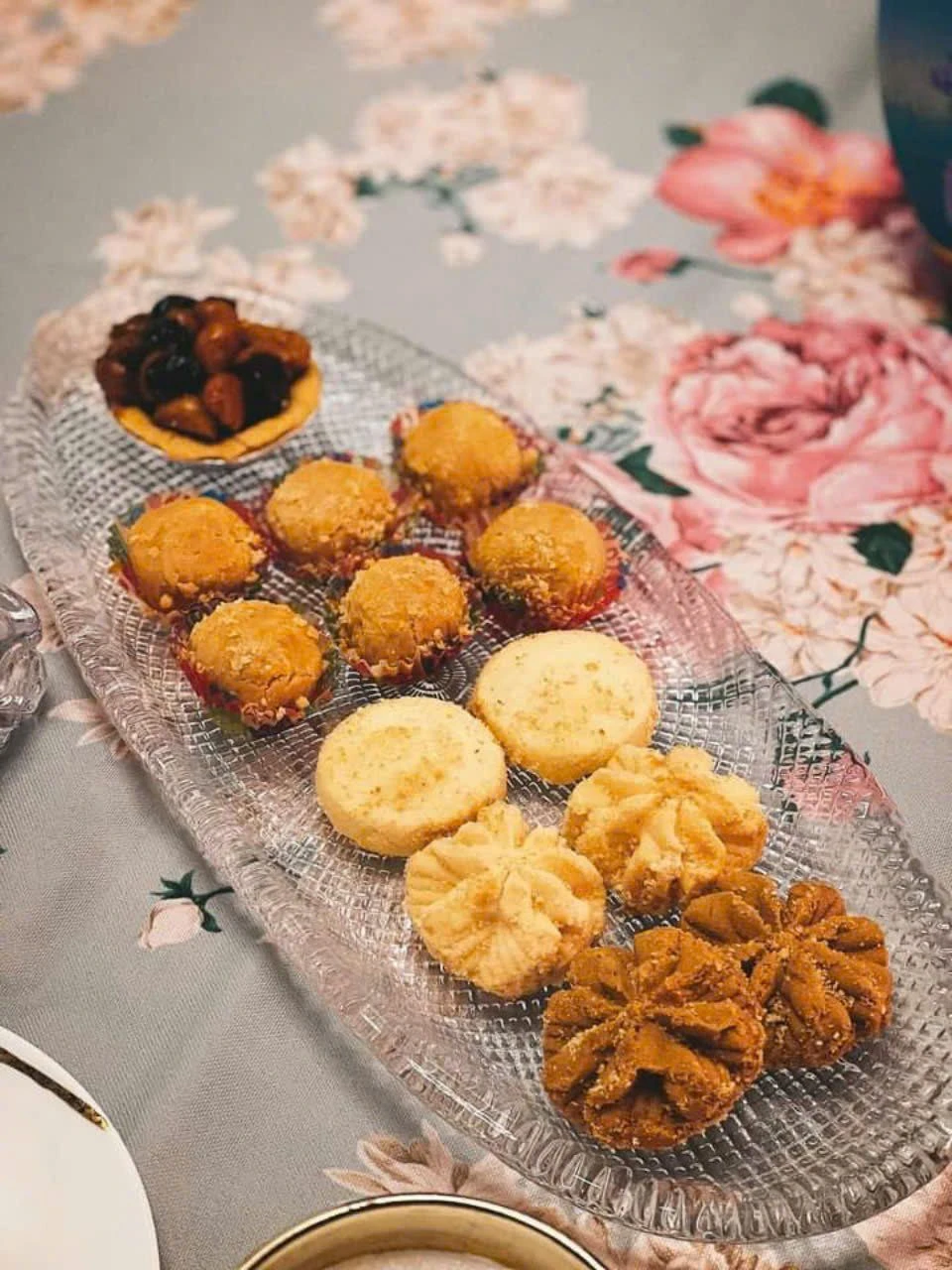 ĐĨA IVV DIAMANTE VASSOIO OVAL TRẮNG 43x16cm