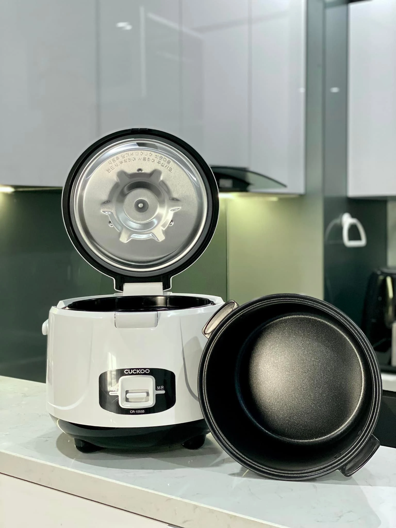 Cuckoo CR-1055B trắng
