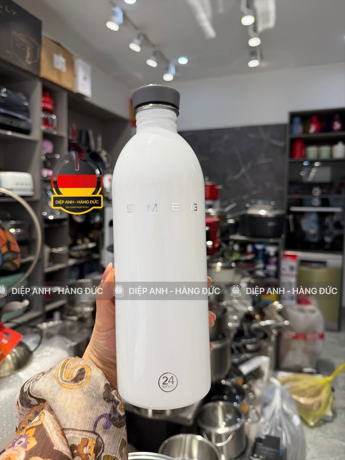 Bình giữ nhiệt SMEG WBF01WH màu trắng - Diệp Anh Hàng Đức - Ảnh 3